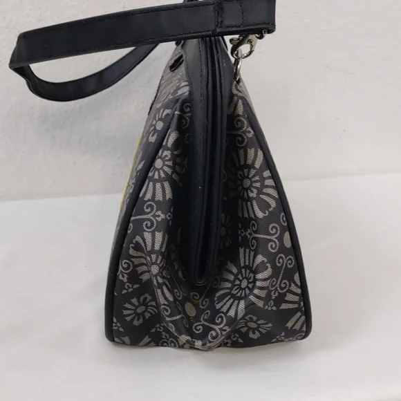 Petunia Pickle Bottom Diaper Bag Handbag - Picture 5 of 14